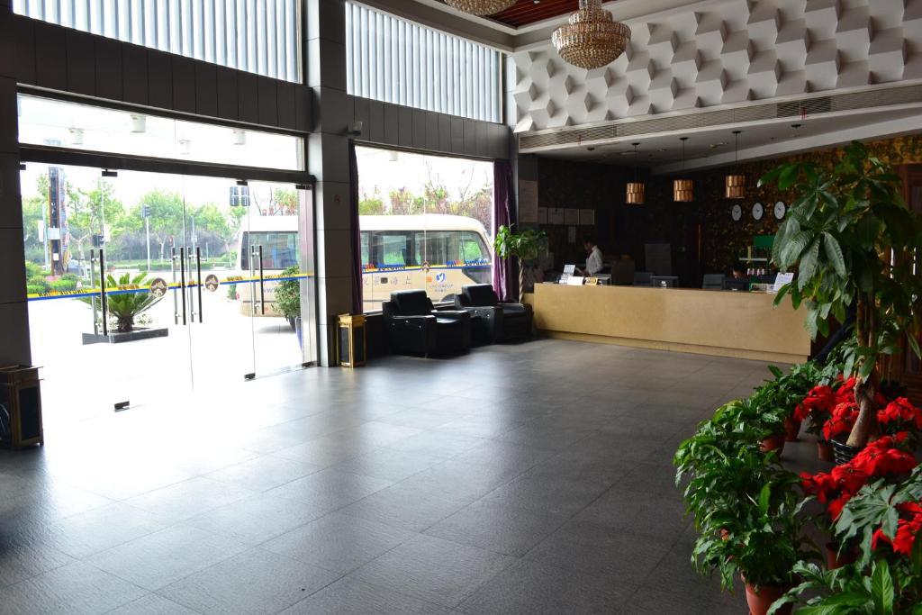Jingyue 99 Inn Shanghai Pudong Airport Shiwan Branch 上海市 エクステリア 写真